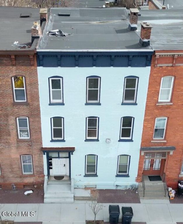 276 3rd Street, Troy, NY 12180