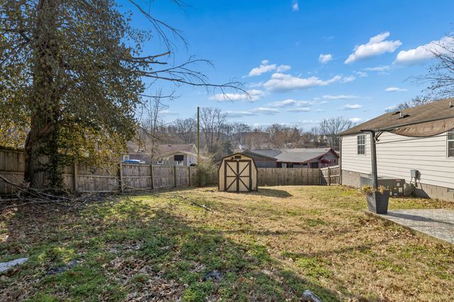 4304 Hopewood Dr, Nashville, TN 37211