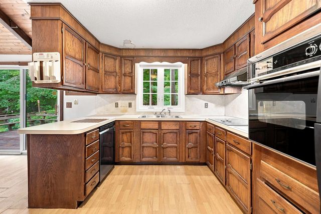 9 Windham Road, Derry, NH 03038