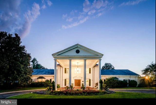 12532 SURREY CIRCLE DR, Fort Washington, MD 20744