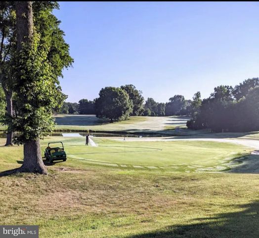 12532 SURREY CIRCLE DR, Fort Washington, MD 20744