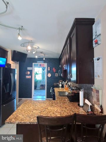 12532 SURREY CIRCLE DR, Fort Washington, MD 20744