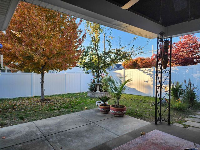 2131 W Iowa Street, Evansville, IN 47712