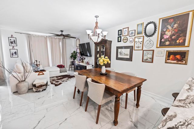 1021 Mockingbird Lane 211, Plantation, FL 33324