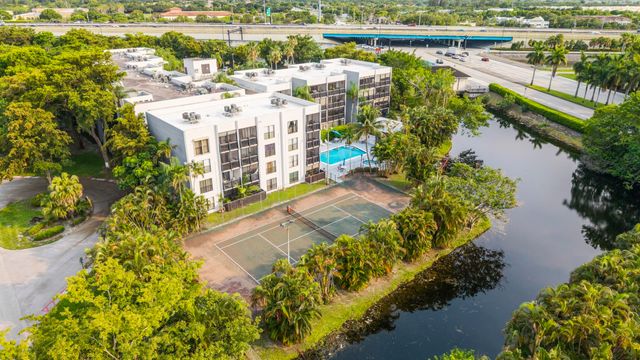 1021 Mockingbird Lane 211, Plantation, FL 33324