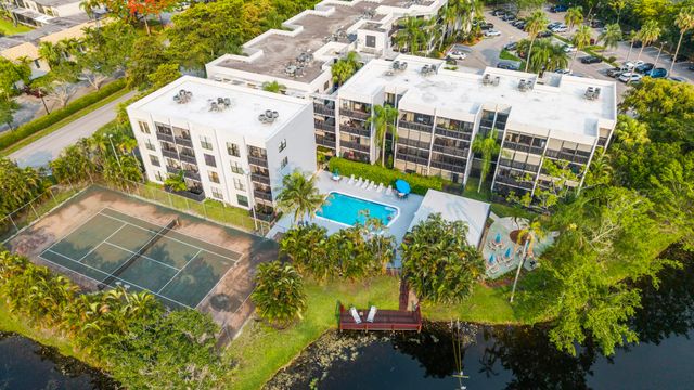 1021 Mockingbird Lane 211, Plantation, FL 33324