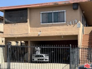 1419 W 97th Street, Los Angeles, CA 90047