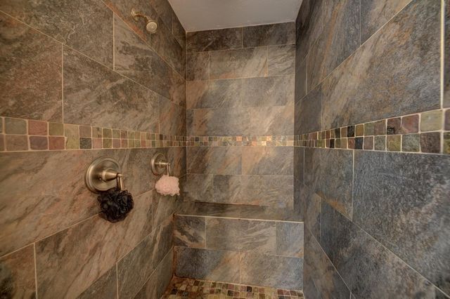 3200 Lazy River, Montgomery, TX 77316