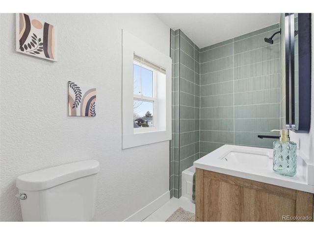 133 S Meade St, Denver, CO 80219