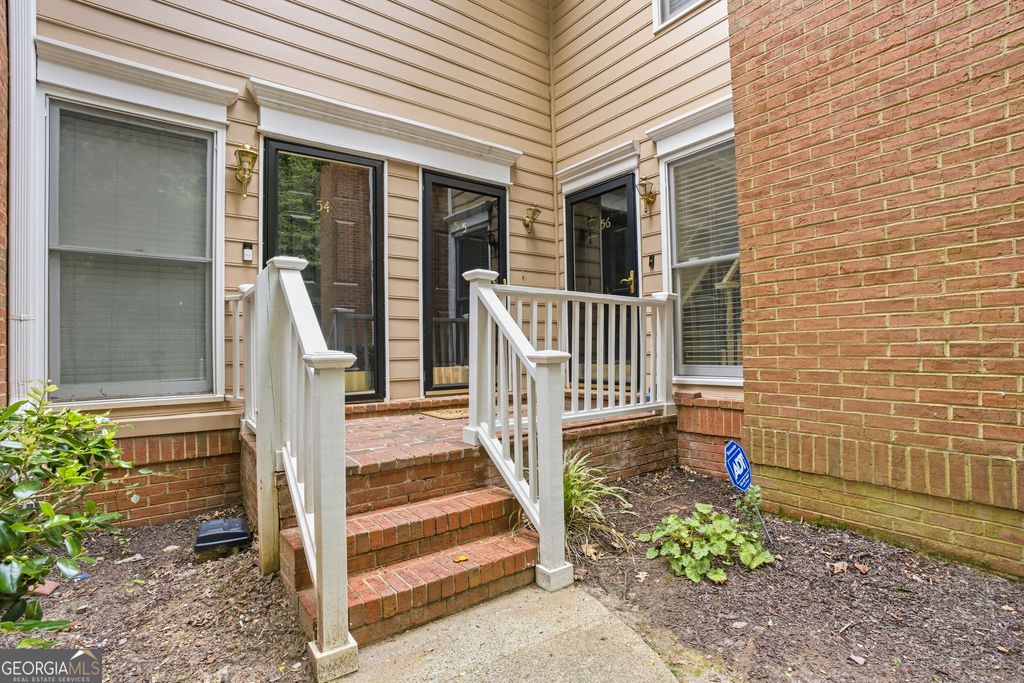 7500 Roswell Road 56, Sandy Springs, GA 30350 — photo 3
