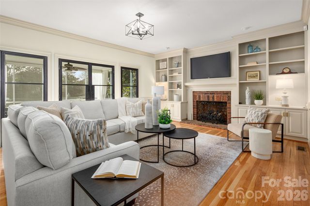 5512 Bellerive Court, Charlotte, NC 28277