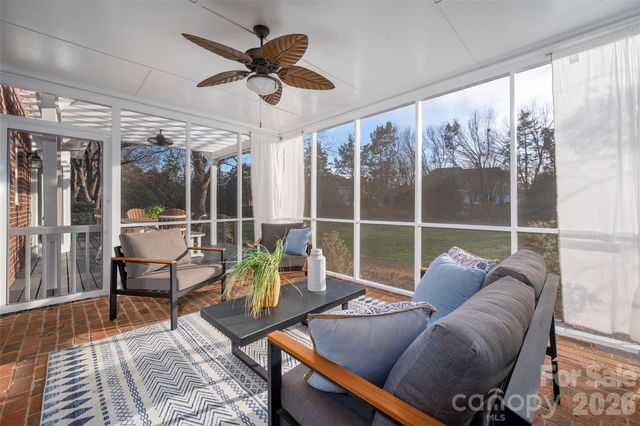 5512 Bellerive Court, Charlotte, NC 28277