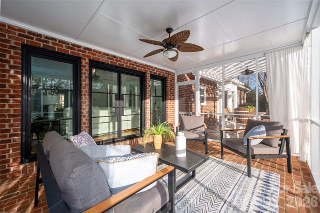 5512 Bellerive Court, Charlotte, NC 28277