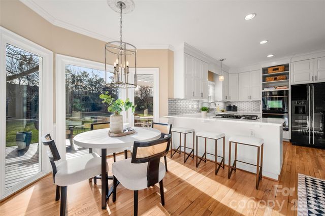 5512 Bellerive Court, Charlotte, NC 28277