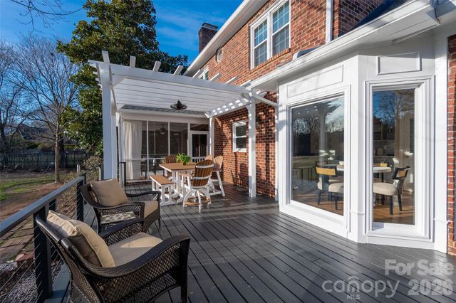 5512 Bellerive Court, Charlotte, NC 28277