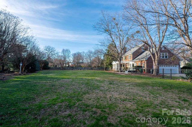 5512 Bellerive Court, Charlotte, NC 28277