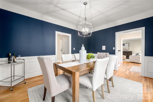 5512 Bellerive Court, Charlotte, NC 28277