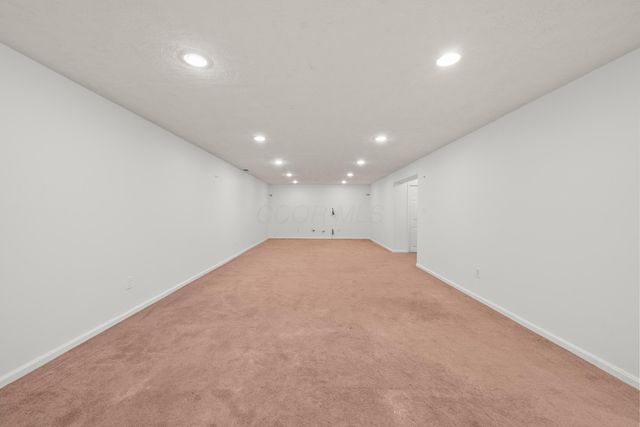 413 Steeplechase Street, Delaware, OH 43015