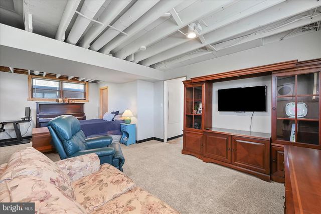 668 SCOTLAND RD, Quarryville, PA 17566