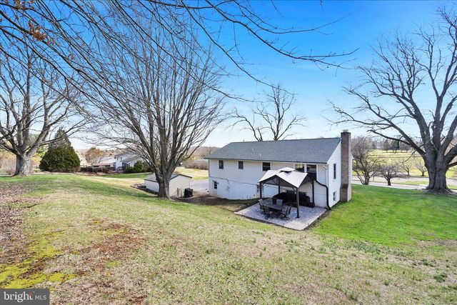 668 SCOTLAND RD, Quarryville, PA 17566