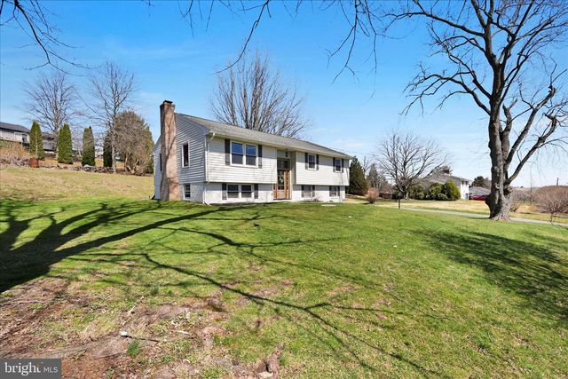 668 SCOTLAND RD, Quarryville, PA 17566