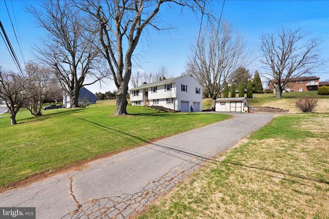 668 SCOTLAND RD, Quarryville, PA 17566