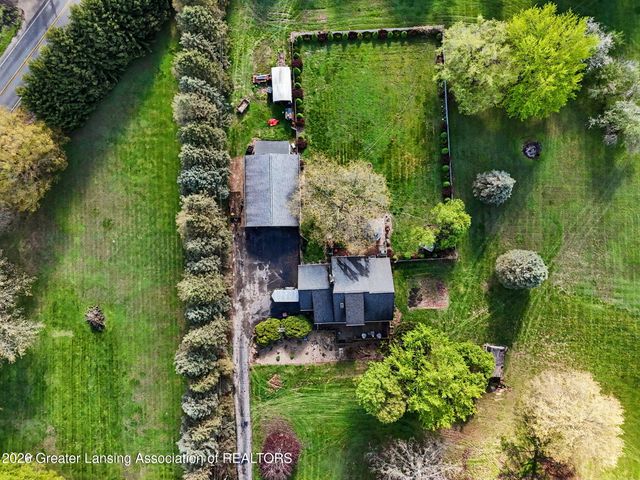 6485 Tucker Road, Eaton Rapids, MI 48827