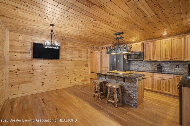 6485 Tucker Road, Eaton Rapids, MI 48827