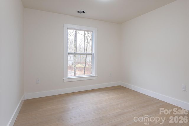 169 Cascade Ridge Road, Fairview, NC 28730