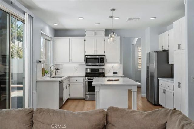 23992 Chatenay, Murrieta, CA 92562