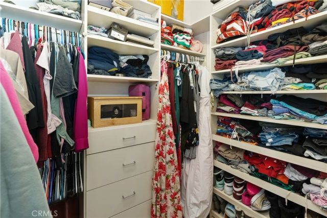 23992 Chatenay, Murrieta, CA 92562