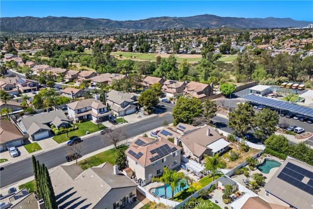 23992 Chatenay, Murrieta, CA 92562