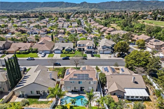 23992 Chatenay, Murrieta, CA 92562