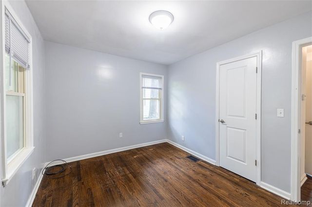 8729 Bellevue Road, Grosse Ile, MI 48138