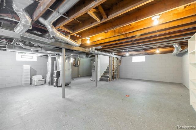 8729 Bellevue Road, Grosse Ile, MI 48138