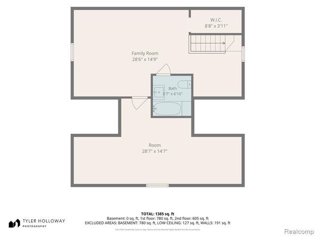 8729 Bellevue Road, Grosse Ile, MI 48138