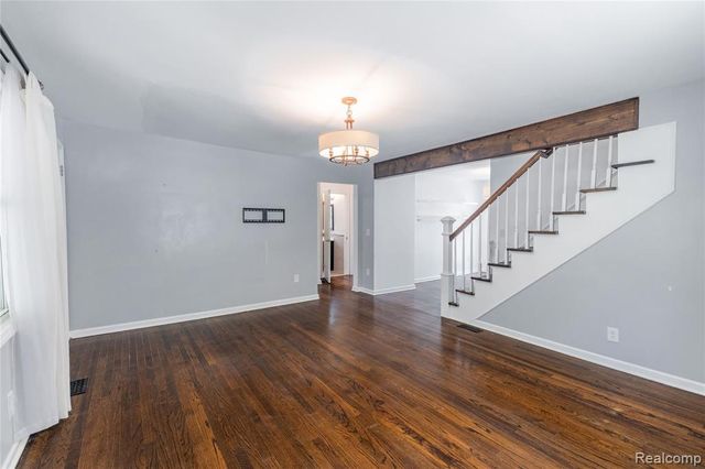 8729 Bellevue Road, Grosse Ile, MI 48138