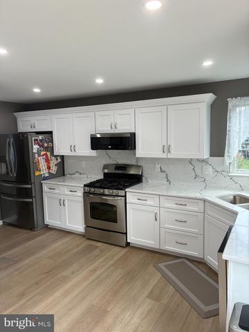 116 HELEN DR, Cinnaminson, NJ 08077