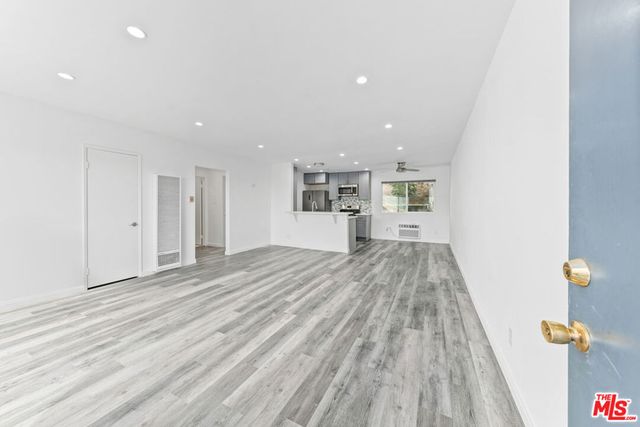 646 Tularosa Drive 4, Los Angeles, CA 90026