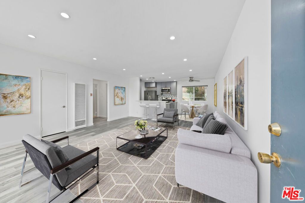646 Tularosa Drive 4, Los Angeles, CA 90026