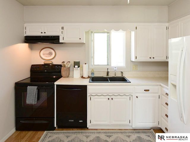 1510 W 9th Street, Fremont, NE 68025