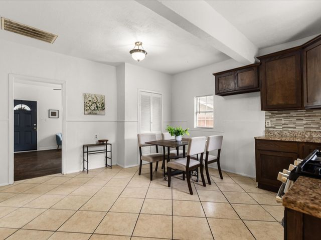 3020 Purington Avenue, Fort Worth, TX 76103