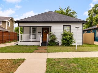 3020 Purington Avenue, Fort Worth, TX 76103