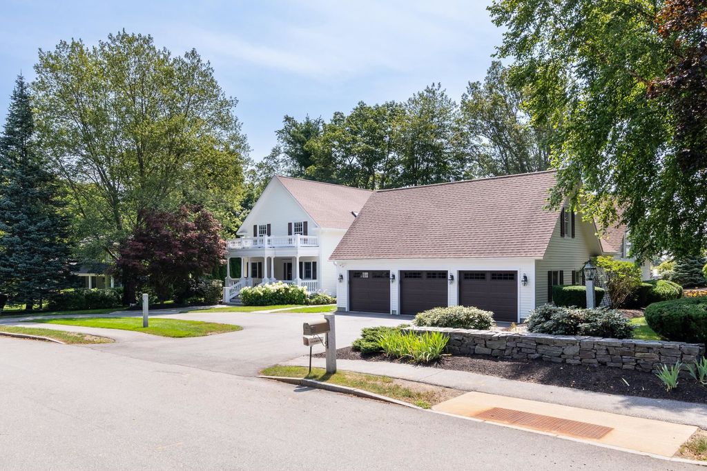 79 Oakmont Drive, Concord, NH 03301