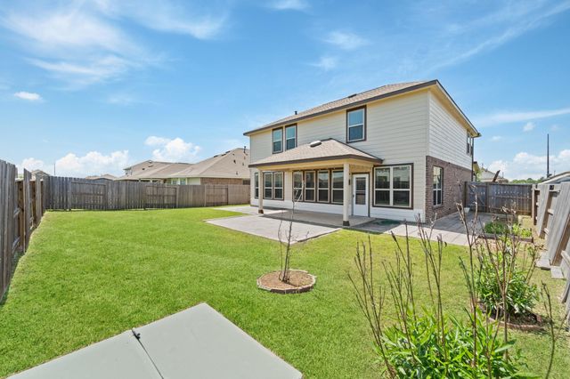 5107 Twin Summit Drive, Rosenberg, TX 77469