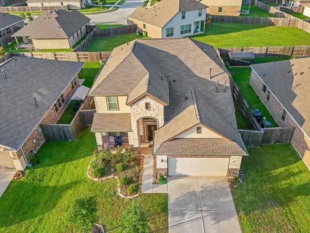 5107 Twin Summit Drive, Rosenberg, TX 77469
