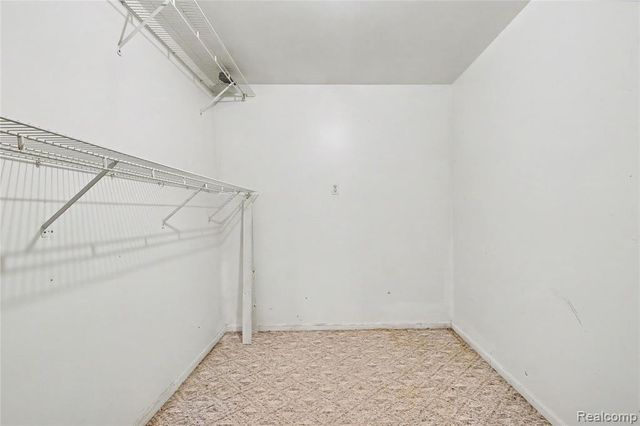 4449 Crosby Road, Flint, MI 48506