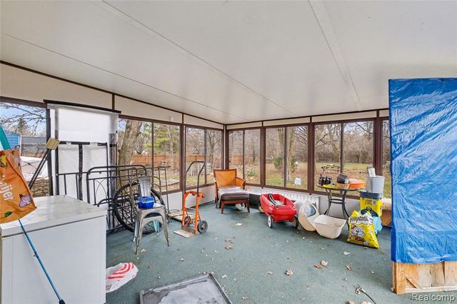 4449 Crosby Road, Flint, MI 48506