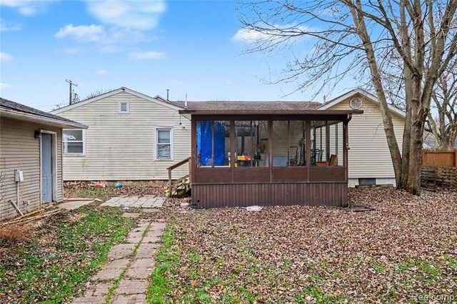 4449 Crosby Road, Flint, MI 48506