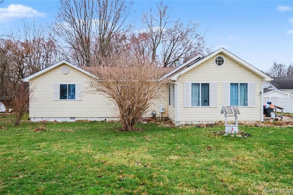 4449 Crosby Road, Flint, MI 48506